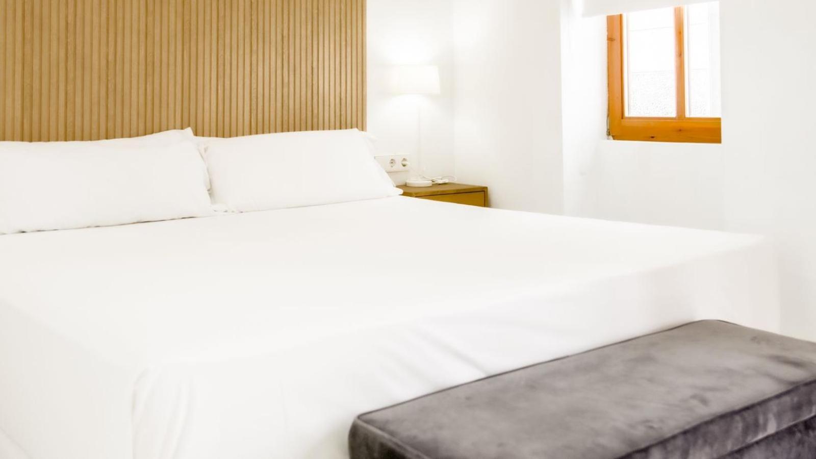 Catalina Suites Apartments Downtown Valencia Exteriör bild